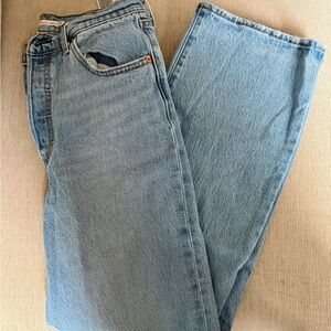 Levi's Ribcage Straight Ankle Jeans